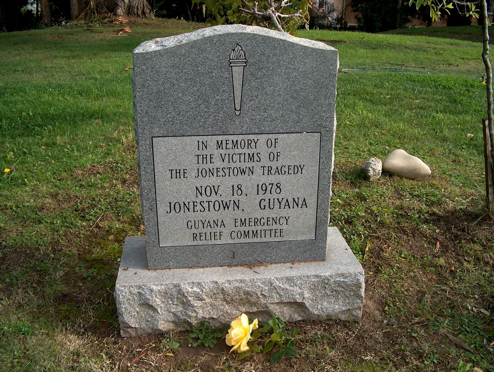 [Jonestown+Tomb+Flower.jpg]