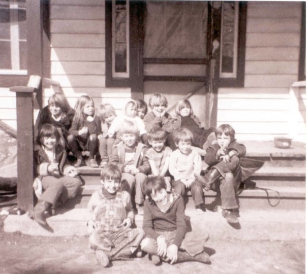 Richmond, front left, with other kids in Skymont